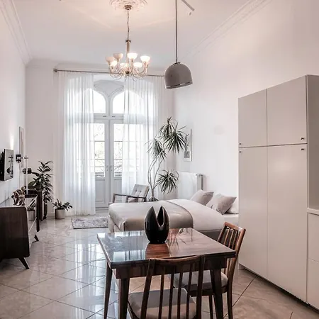 Visitting - Podwale Apartment Breslau